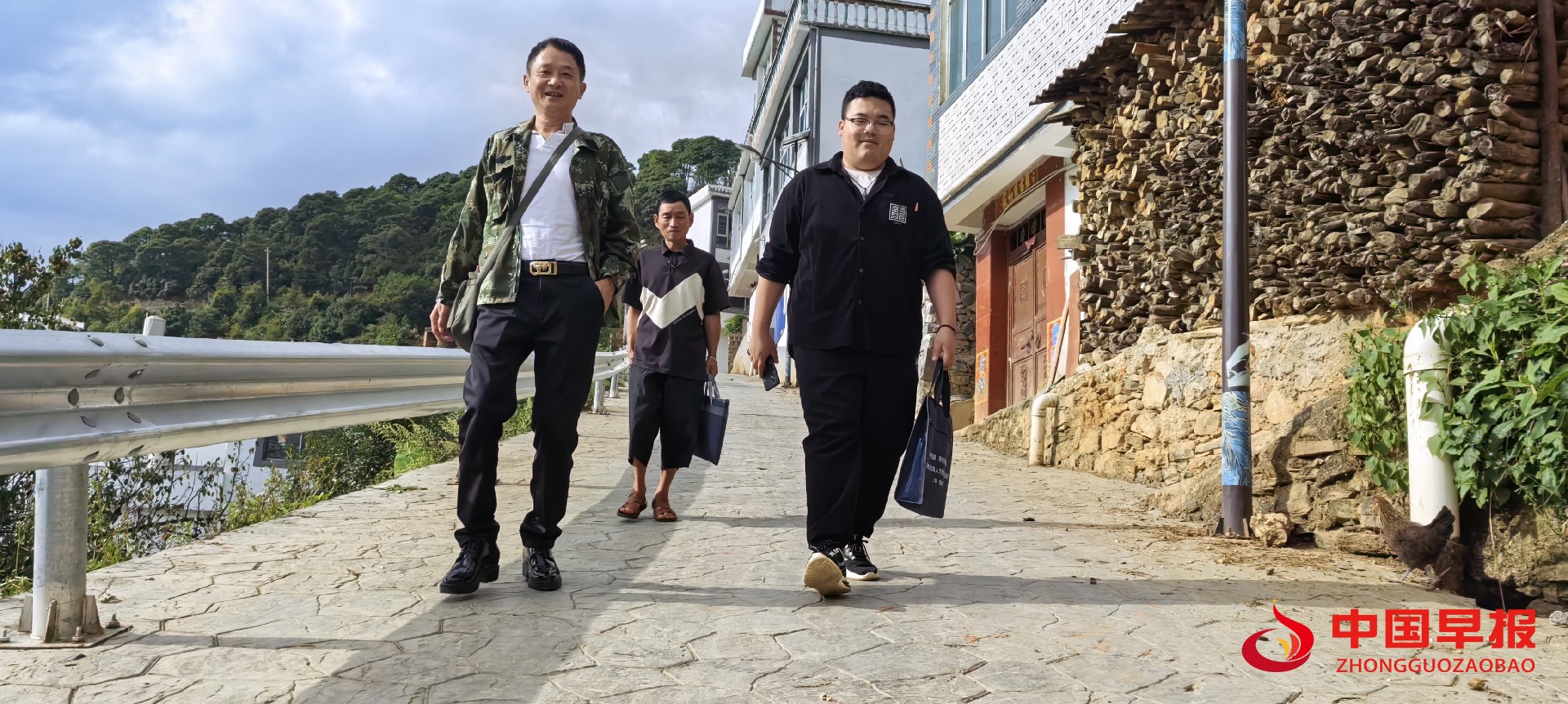 1735896662196382.jpg 1735896662196382.jpg