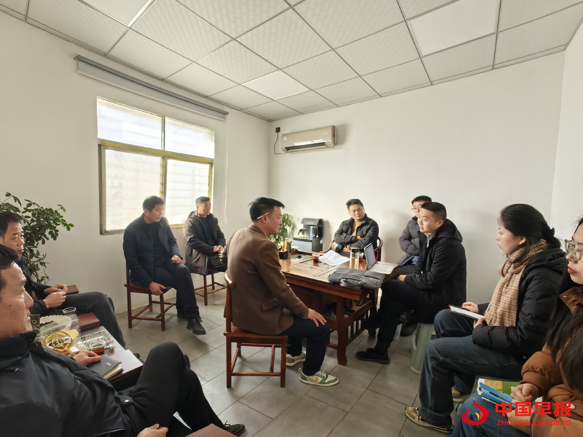 1739778059197577.jpg 1739778059197577.jpg