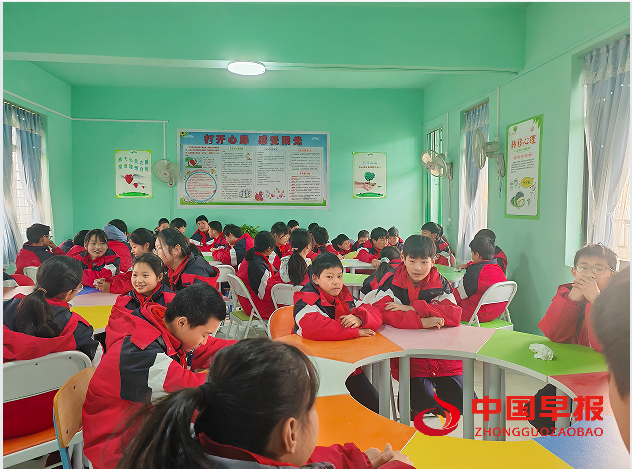 1740447845204177.png 1.png