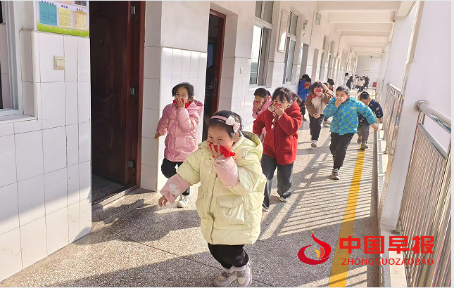 1740634695849461.png 1.png