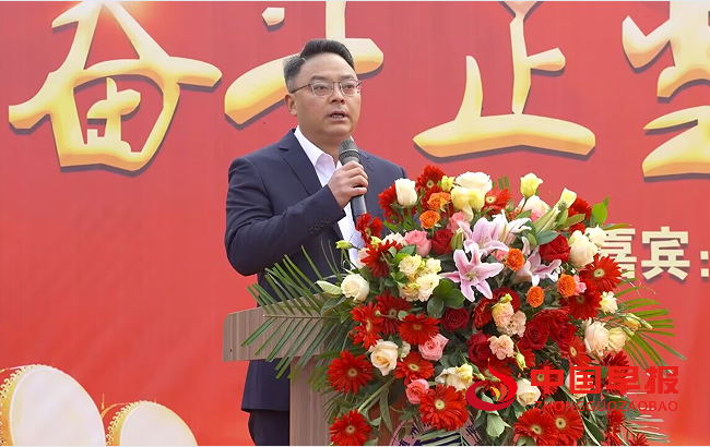 1741829524244599.png 3讲话.png