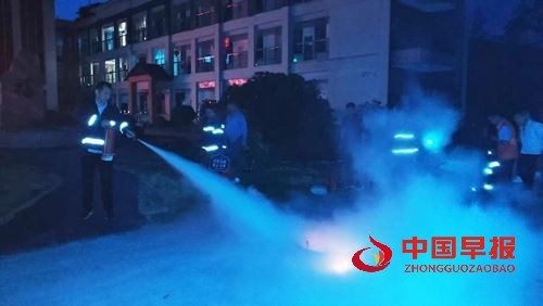 秭归县沙镇溪镇福利院：消防演练砺精兵  筑牢安全“防火墙”(图4)