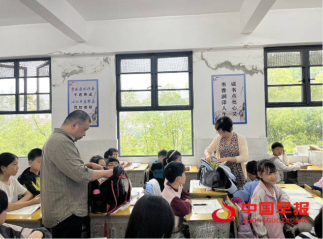 1746702412160423.png 44.png