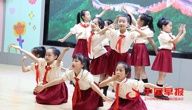 1748763011213766.png 6表演.png