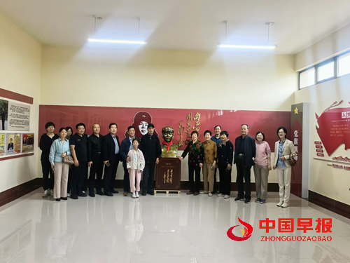 擦亮金色名片 锻造优良族风(图7) 擦亮金色名片 锻造优良族风(图7)