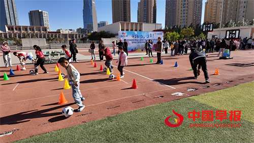 “奔跑吧·少年”2025年度吉林省儿童青少年主题健身系列活动暨吉林省青少年田径体能挑战赛热血开赛(图5) “奔跑吧·少年”2025年度吉林省儿童青少年主题健身系列活动暨吉林省青少年田径体能挑战赛热血开赛(图5)