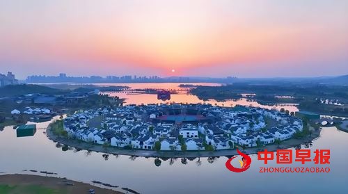 马国湘:以财富筑文明方舟,让古建辉照千年——若梁思成林徽因在世,亦当为这壮举击节赞叹(图1) 马国湘:以财富筑文明方舟,让古建辉照千年——若梁思成林徽因在世,亦当为这壮举击节赞叹(图1)