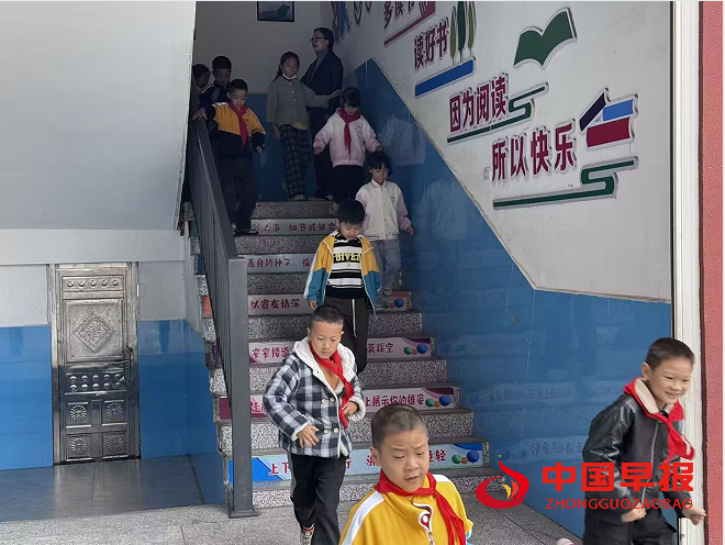 1762996211148854.png 1.png